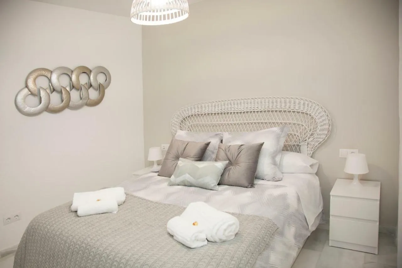 Malaga Pena Historical Centre Apartment 0*,
